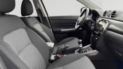 Photo 71 Suzuki Vitara  1.4 Boosterjet Hybrid