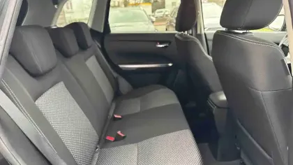 Photo 73 Suzuki Vitara  1.4 Boosterjet Hybrid