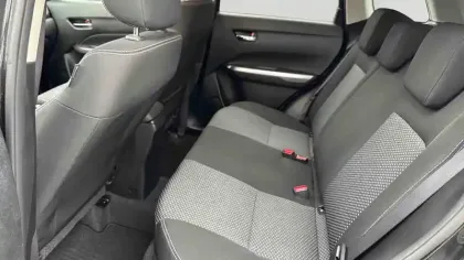 Photo 70 Suzuki Vitara  1.4 Boosterjet Hybrid