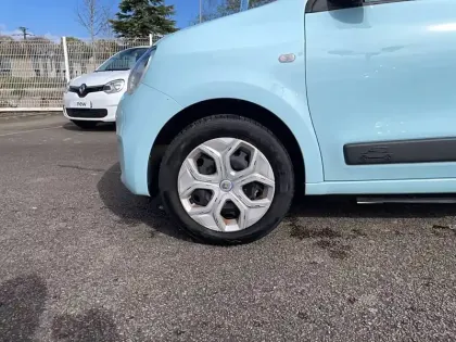 Photo 18 Renault Twingo  III Achat Intégral - 21