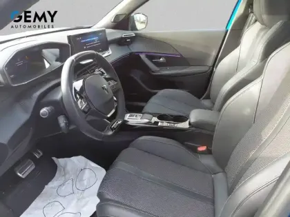 Photo 8 Peugeot 2008  Electrique 54 kWh 156 ch