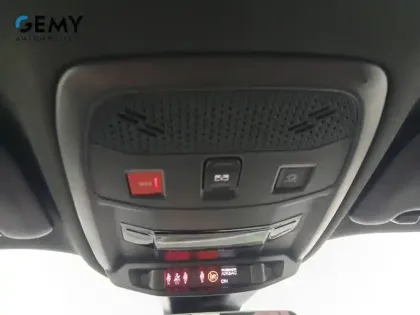 Photo 37 Peugeot 2008 Gén. II Ph2 GT 5