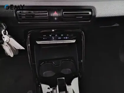 Photo 12 Citroën C3 Aircross  Hybride 145 e-DCS6