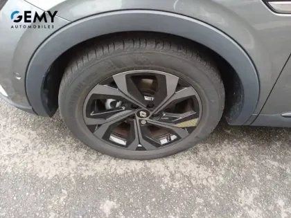 Photo 10 Renault Arkana  E-Tech hybride 145 - 22