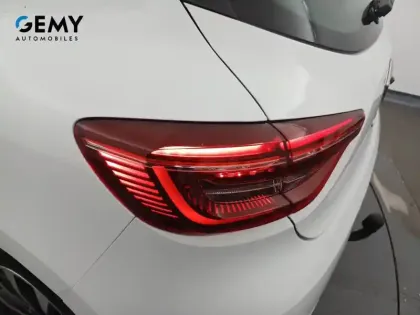 Photo 16 Renault Clio  E-Tech 140 - 21N