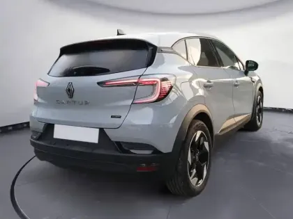 Photo 6 Renault Captur  E-Tech full hybrid 145 ch