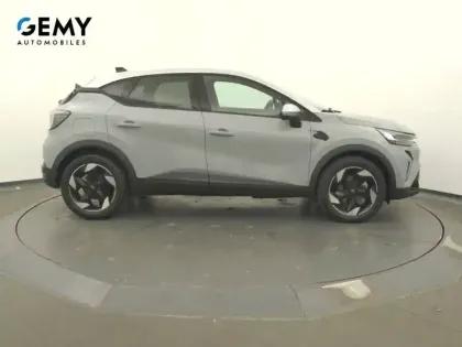 Photo 40 Renault Captur  E-Tech full hybrid 145 ch