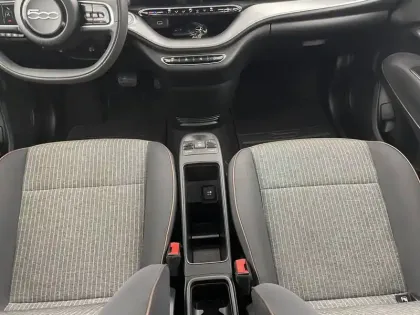 Photo 26 Fiat 500  3+1 e 118 ch