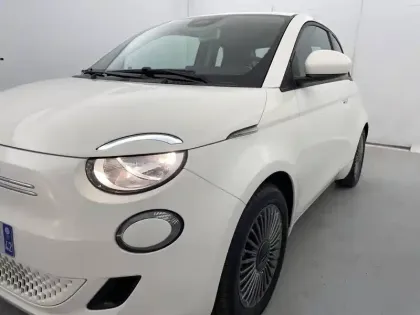 Photo 29 Fiat 500  3+1 e 118 ch