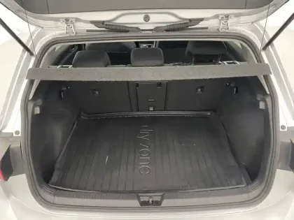 Photo 86 Volkswagen Golf Gén. VIII Ph1 Style 5