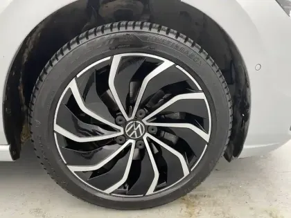 Photo 25 Volkswagen Golf  2.0 TDI SCR 150 DSG7