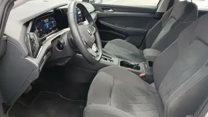 Photo 62 Volkswagen Golf Gén. VIII Ph1 Style 5