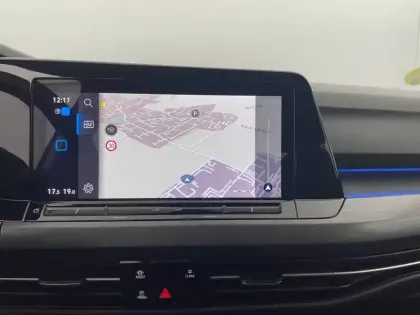 Photo 27 Volkswagen Golf  2.0 TDI SCR 150 DSG7