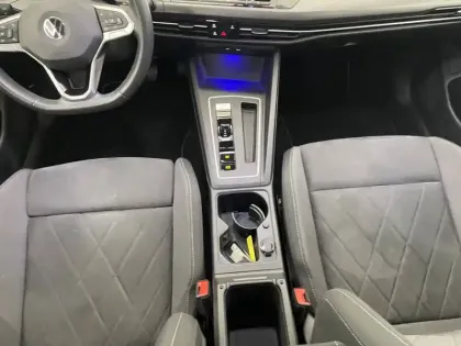 Photo 32 Volkswagen Golf  2.0 TDI SCR 150 DSG7