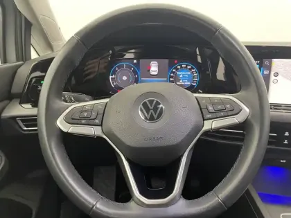 Photo 96 Volkswagen Golf Gén. VIII Ph1 Style 5