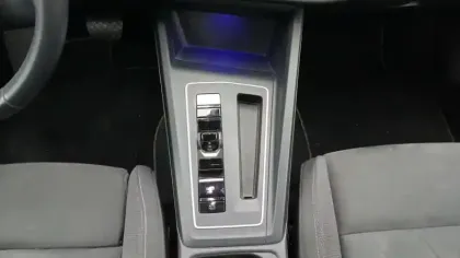 Photo 72 Volkswagen Golf Gén. VIII Ph1 Style 5