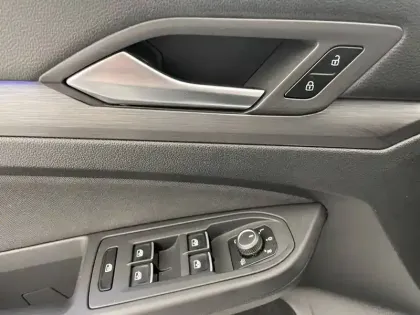 Photo 39 Volkswagen Golf  2.0 TDI SCR 150 DSG7