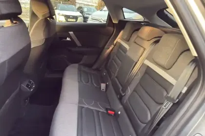 Photo 115 Citroën C4  PureTech 130 S&S EAT8