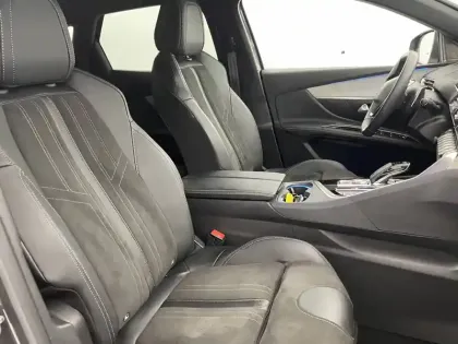 Photo 26 Peugeot 3008  Puretech 180ch S&S EAT8