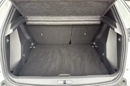 Photo 12 Peugeot 2008  PureTech 130 S&S EAT8