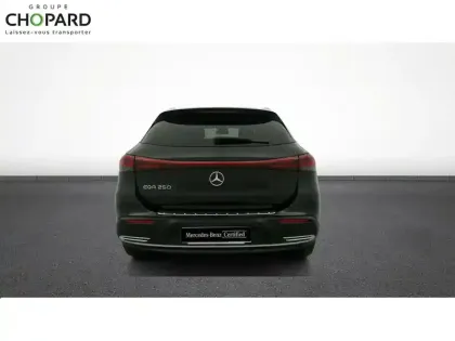 Photo 61 Mercedes EQA  250