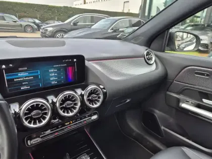 Photo 21 Mercedes EQA  250