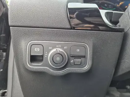 Photo 16 Mercedes EQA  250