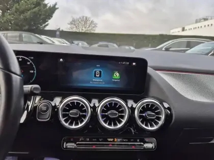 Photo 22 Mercedes EQA  250