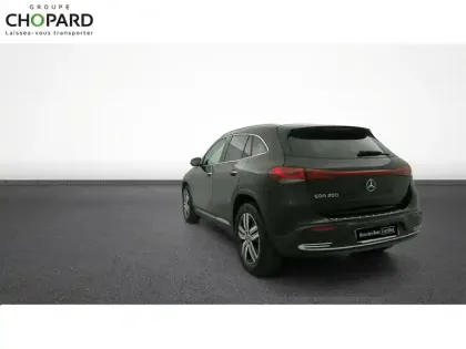 Photo 60 Mercedes EQA  250