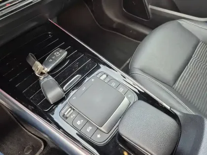 Photo 18 Mercedes EQA  250