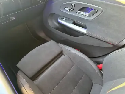 Photo 20 Mercedes CLA  250+ avec technologie EQ