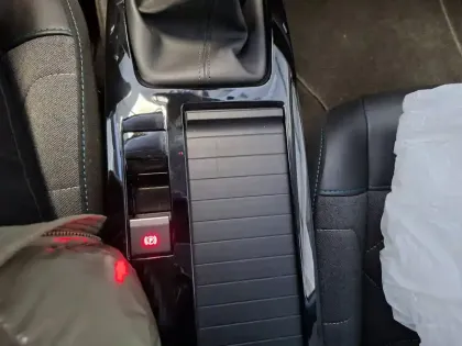 Photo 37 Citroën C4  PureTech 130 S&S BVM6