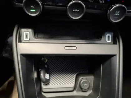 Photo 35 Citroën C4  PureTech 130 S&S BVM6