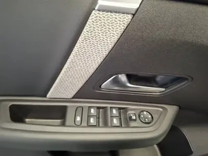 Photo 15 Citroën C4  PureTech 130 S&S BVM6