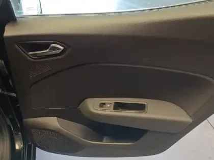 Photo 18 Renault Clio  E-Tech 140 - 21N