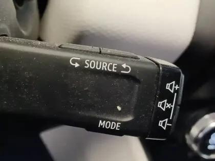 Photo 37 Renault Clio  E-Tech 140 - 21N