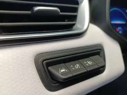 Photo 31 Renault Clio  E-Tech 140 - 21N