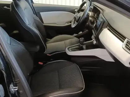 Photo 11 Renault Clio  E-Tech 140 - 21N