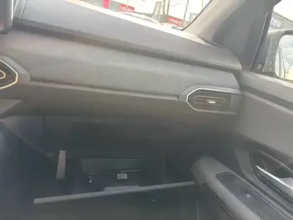 Photo 81 Dacia Sandero  ECO-G 100 GSR2