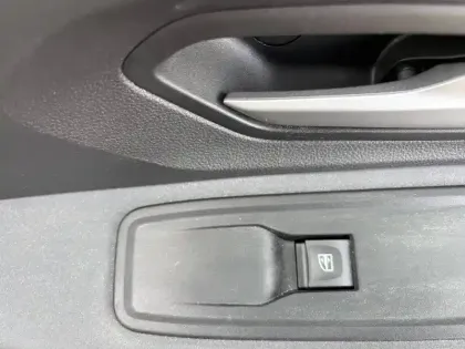 Photo 101 Dacia Sandero  ECO-G 100 GSR2