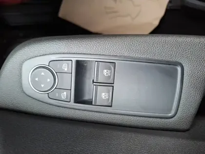 Photo 39 Renault Clio  SCe 65