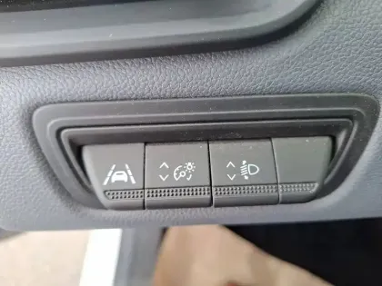 Photo 38 Renault Clio  SCe 65