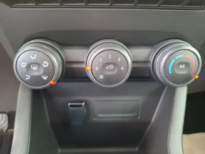 Photo 28 Renault Clio  SCe 65