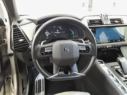 Photo 8 DS DS 7 Gén. I Ph1 NG Rivoli 5