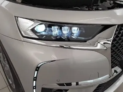 Photo 59 DS DS 7 DS7 Crossback Hybride E-Tense 225 EAT8