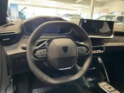 Photo 8 Peugeot 2008  Hybrid 145 e-DCS6