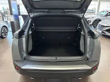 Photo 5 Peugeot 2008  Hybrid 145 e-DCS6