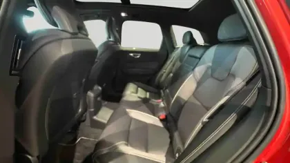 Photo 14 Volvo Xc60 Gén. II Ph2 R-Design 5