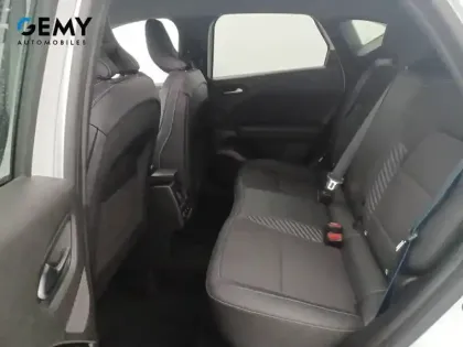 Photo 9 Renault Captur  E-Tech full hybrid 145 ch