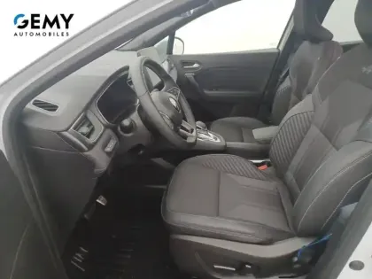 Photo 48 Renault Captur  E-Tech full hybrid 145 ch